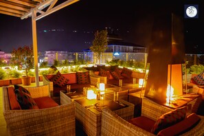 Restaurant - Himalayan Glory Inn (Pokhara)