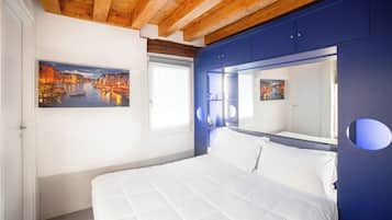 Apartment | 1 bedroom, Egyptian cotton sheets, premium bedding, down duvets