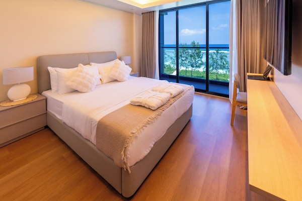 Luxury Apartment, 2 Bedrooms, Sea View, Annex Building | Premium bedding, down comforters, minibar, in-room safe