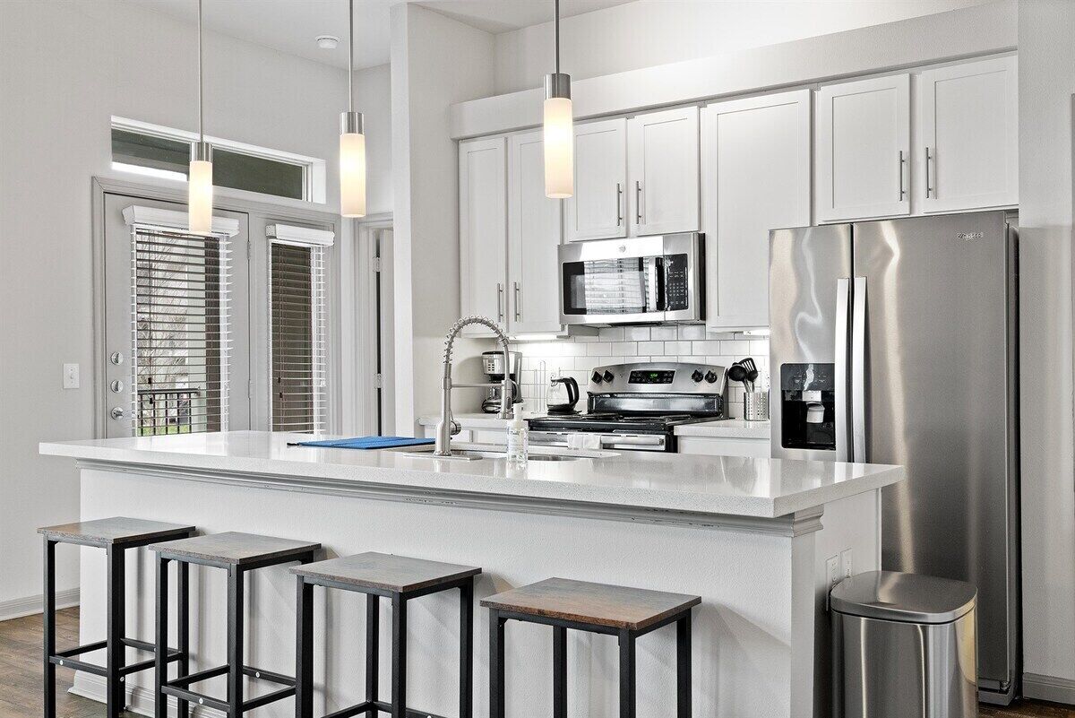 Luxe 2B2B In East Austin Near Downtown | Fast WiFi