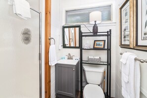 Bathtub, hair dryer, towels