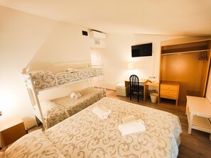 Economy Quadruple Room | Premium bedding, Select Comfort beds, desk, laptop workspace - ALBERGO B&B TENESI (Manerba del Garda)