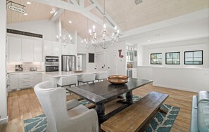 Dining - Private Boardwalk, Pool, Sleeps 12 - Boardwalk (Port Aransas)