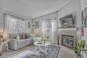 TV, fireplace, offices