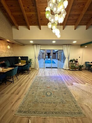 Lobby - Ocean Vibes (Cape Town)