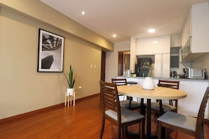 Dining - w* | Spectacular 1BR w/ Terrace in Miraflores (Lima)