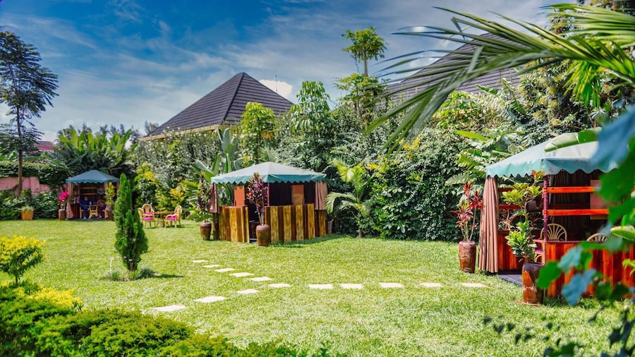 EZRA BOUTIQUE HOTEL by The Weekender