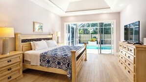Rumah Comfort, 4 kamar tidur, dapur, pemandangan kolam renang | Pemandangan dari kamar