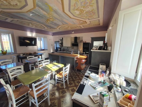 Dining. Camera doppia standard