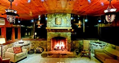 Glade Cottage at White Lotus Eco Spa Retreat