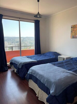 4 bedrooms, WiFi, bed sheets