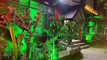 Ngoại thất