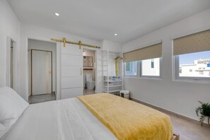 Bügeleisen/Bügelbrett, Reisekinderbett, kostenloses WLAN, Bettwäsche