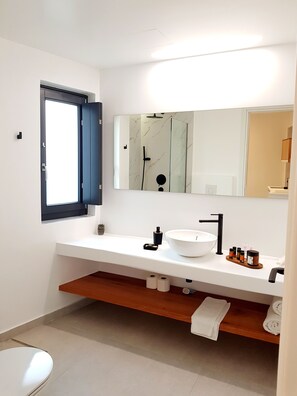 Shower, hair dryer, towels - Luxury hospitality, outstanding view (Thira - Santorini)