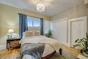 2 quartos, escrivaninha, Wi-Fi, roupa de cama