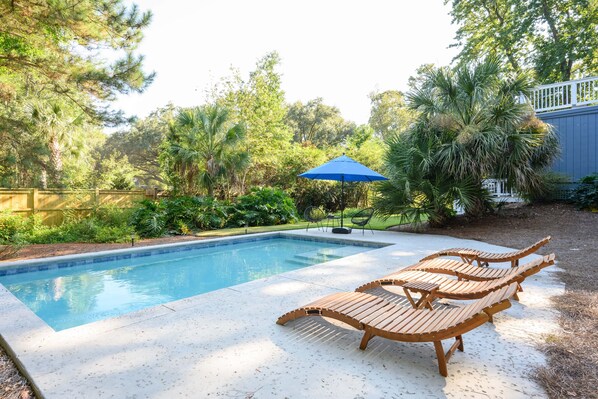 屋外プール、温水プール