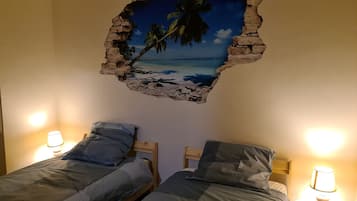 2 bedrooms, iron/ironing board, free WiFi, bed sheets