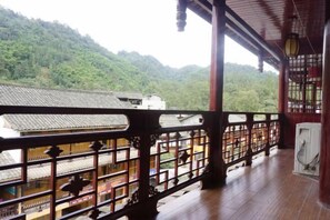 Property grounds - Haiyue Hotel (Ya'an)