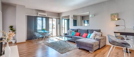 Téléviseur, lecteur de DVD, chaßne audio