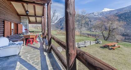 Chalet "Vue Cervin Matterhorn" with Mountain Views, Private Terrace & Wi-Fi