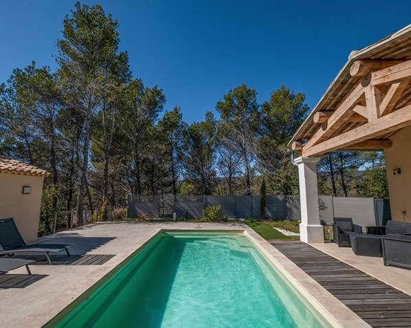 屋外プール、温水プール