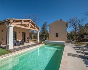 屋外プール、温水プール