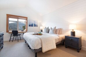3 Schlafzimmer, Schreibtisch, Bügeleisen/Bügelbrett, kostenloses WLAN