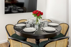 Dining - Merveil - Family Suite - Opera - Caumartin II (Paris)