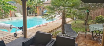 Maison Pierre 9 Couchages Piscine Chauffée Jacuzzi