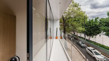Apartment, 3 Bedrooms | Balcony