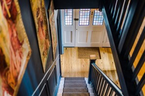 Interior - The Windsor Tapestries - Windsor Castle, Legoland, (Old Windsor)