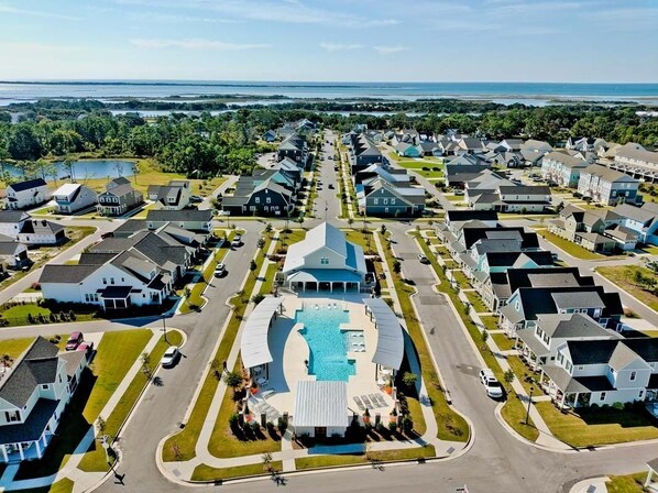 المنشأة من الخارج