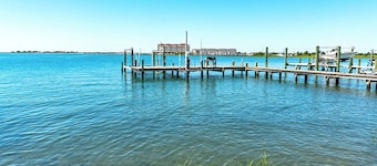 Speight House, Soundfront House in Historical Beaufort, NC!