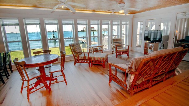 Interior - Speight House, Soundfront House in Historical Beaufort, NC! (Beaufort)