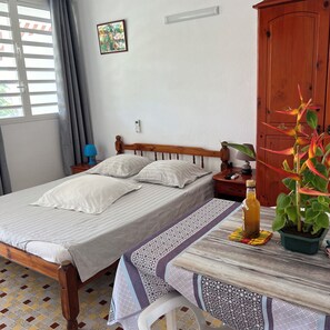 1 Schlafzimmer, kostenloses WLAN, Bettwäsche