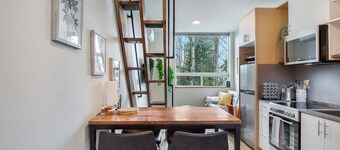 Perch - Pigeon Point Hideaway: Beautiful West Seattle 2BR Home