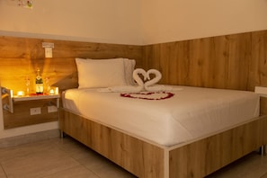 Chambre Double | Couette en duvet d'oie, matelas Select Comfort