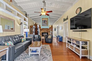 TV connectée, cheminée