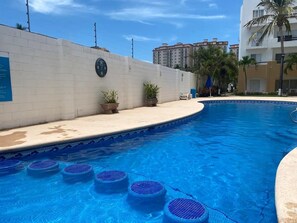 Kondominium Keluarga | Teras/patio