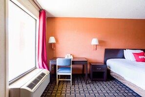 Room - OYO Hotel Pensacola I-10 & Hwy 29 (Pensacola)