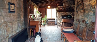 Adventure Doggie's Homestead @ Upper Bucks - No Pet Fees