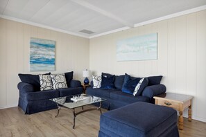 スマートテレビ、暖炉、DVD プレーヤー、プリンター