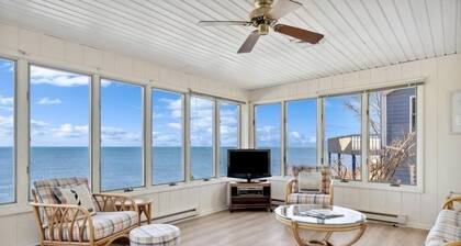 Juniper Presents: Lakefront Getaway and Outdoor Living Redefined