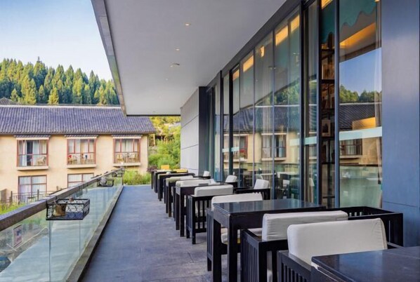 Restaurant - Xianfeng Pingbaying Forest Hotel (Xianfeng)