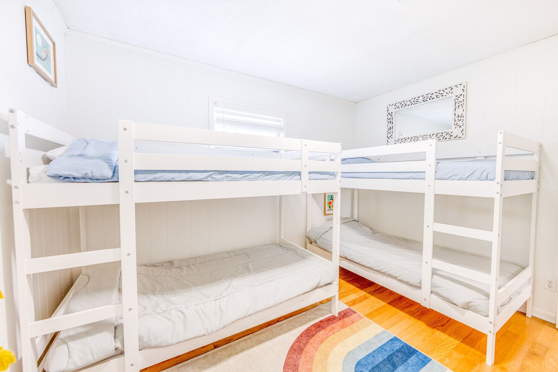 05-Surf-Or-Sound-Realty-1106-Just-Blink-Bedroom-03