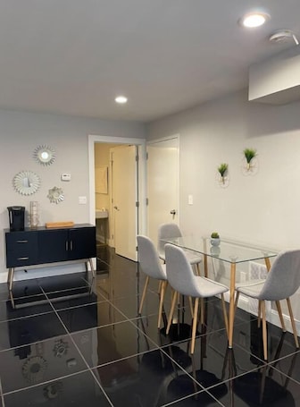 Dining. ★MODERN 1BR Apt w/ PRIVATE deck! W/D★