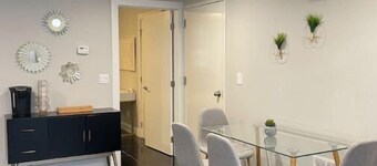 ★MODERN 1BR Apt w/ PRIVATE deck! W/D★