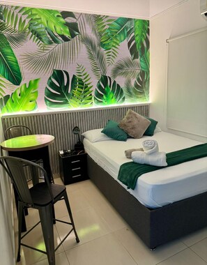 Family Apartment, 2 Bedrooms | Pillowtop beds, laptop workspace, WiFi (free), individually decorated - Aloha Beach Sai (San Andrés)