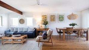 TV - Miramar Coastal Cottage (Narrawallee)