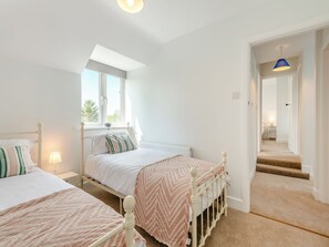 4 chambres, Wi-Fi gratuit, draps fournis